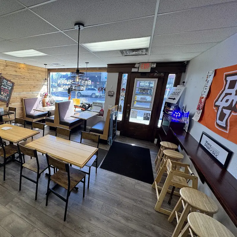 Sterling's Amish Deli - Bowling Green, OH
