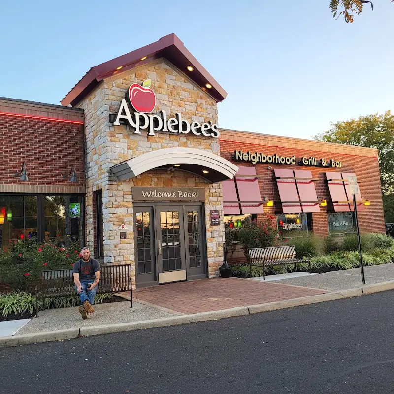 Applebee's Grill + Bar