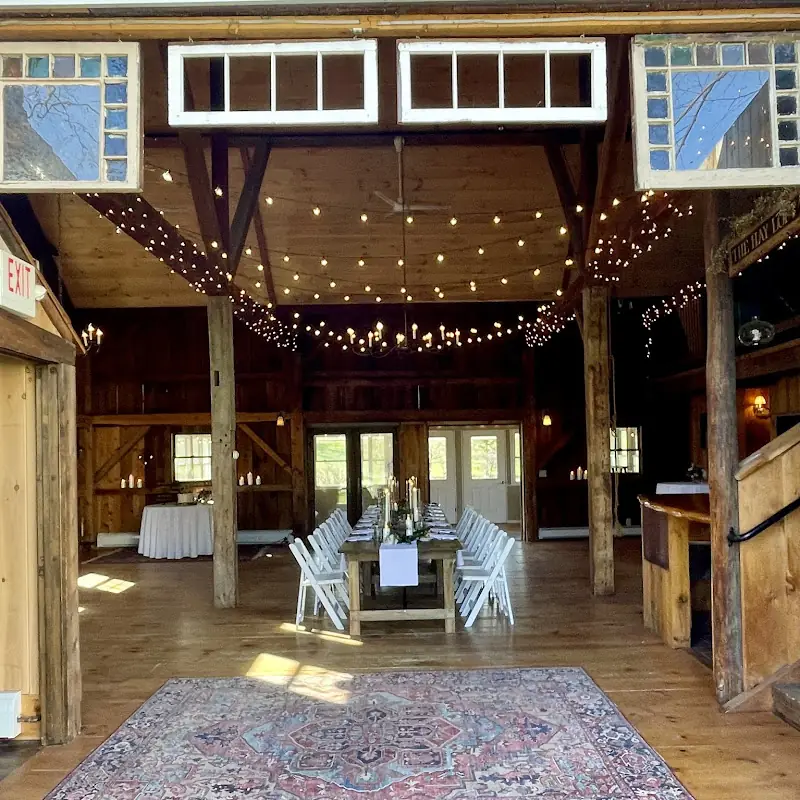 1824 House Inn + Barn