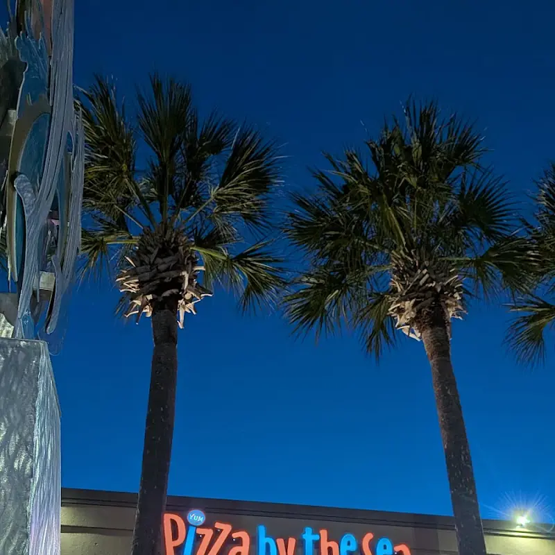 Pizza by the Sea at Market Shops of Miramar Beach