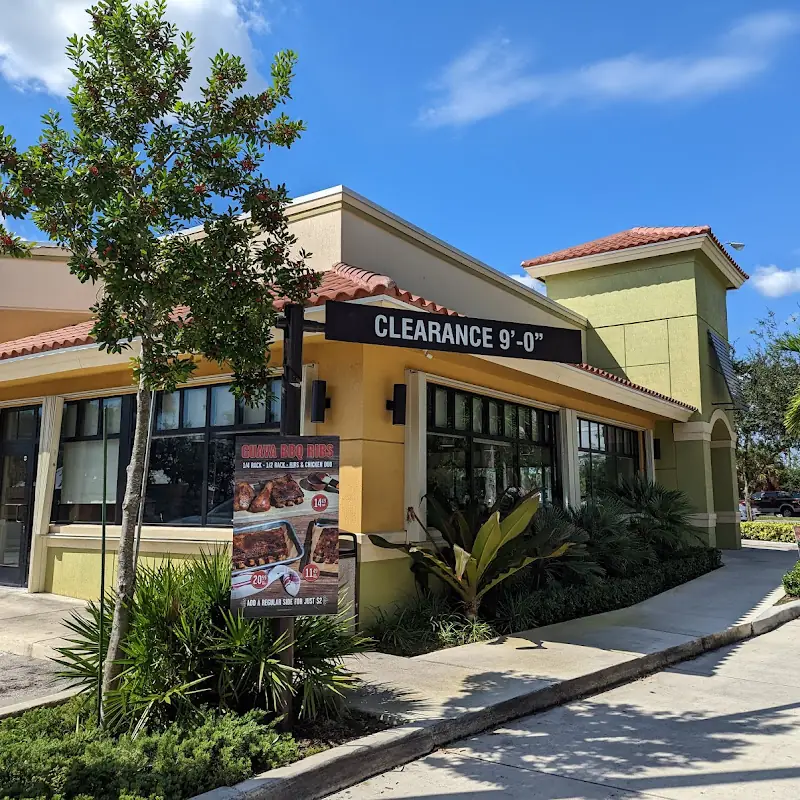 Pollo Tropical