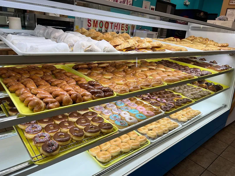 Star donuts and coffee Winona