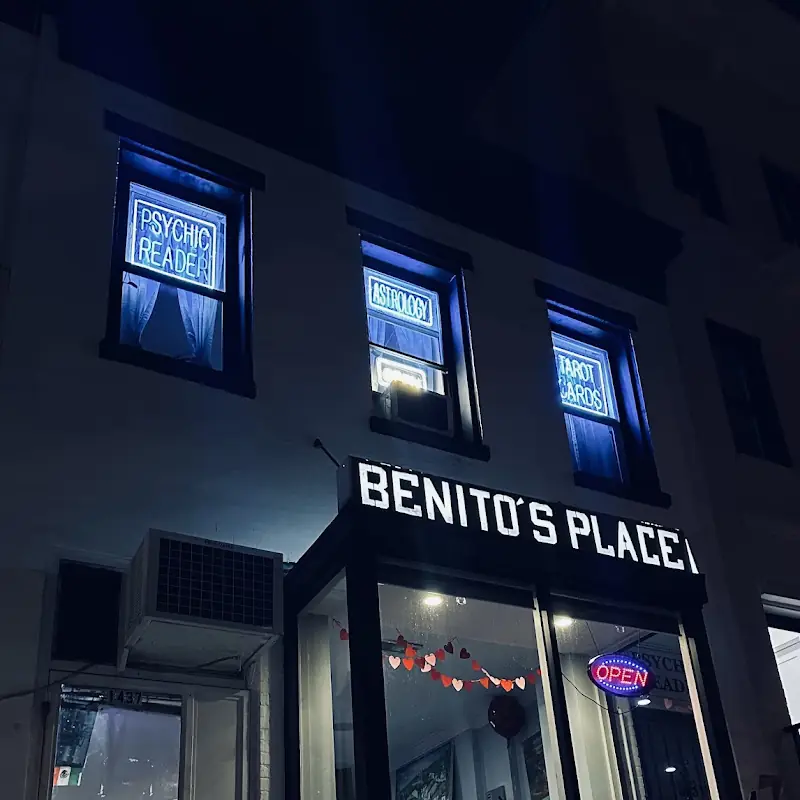 Benitos Place