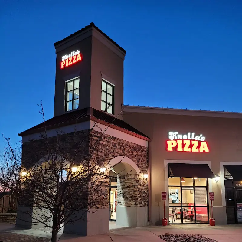 Knolla's Pizza Maize