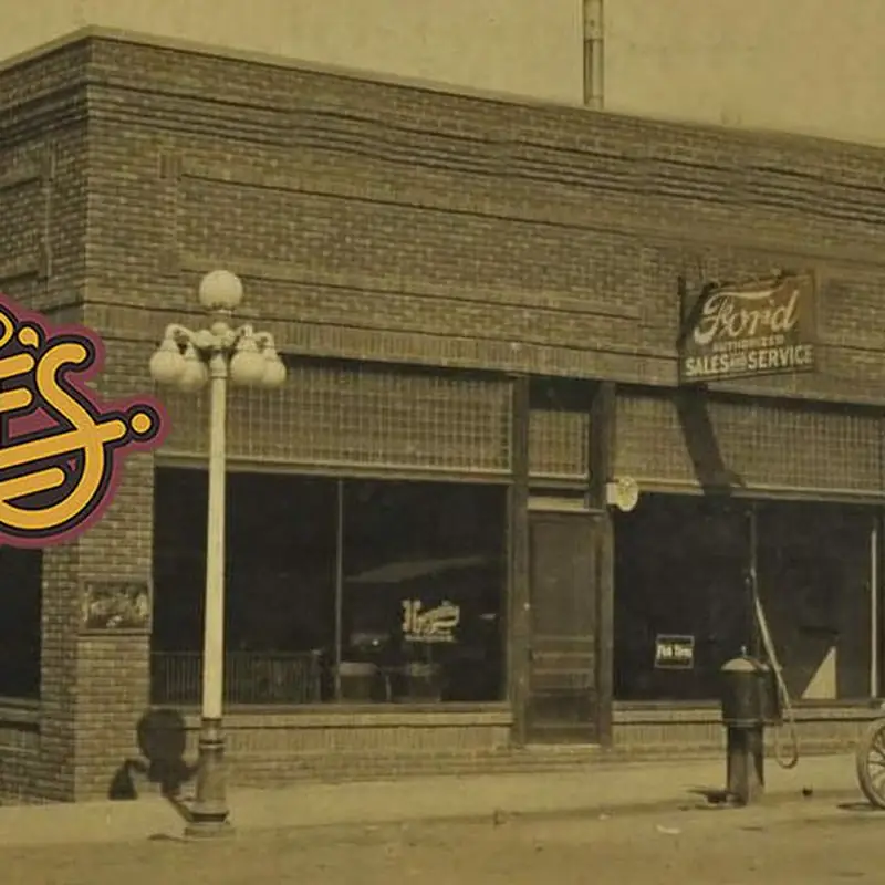Tin Lizzie's Sports Bar