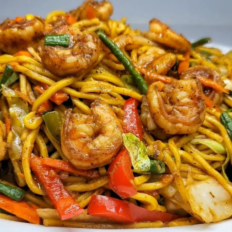 L1. Chow Mein (Chicken, Pork or Shrimp or Beef)