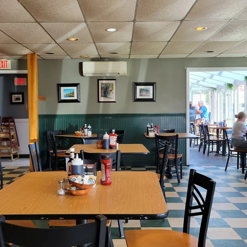 Kelley's Sebago Diner