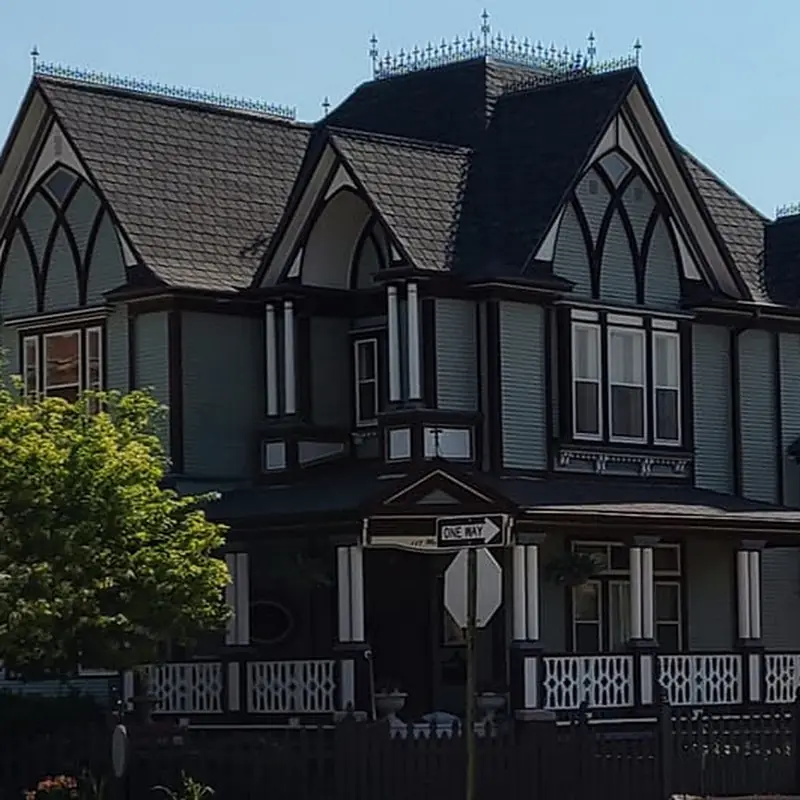 Bissing House