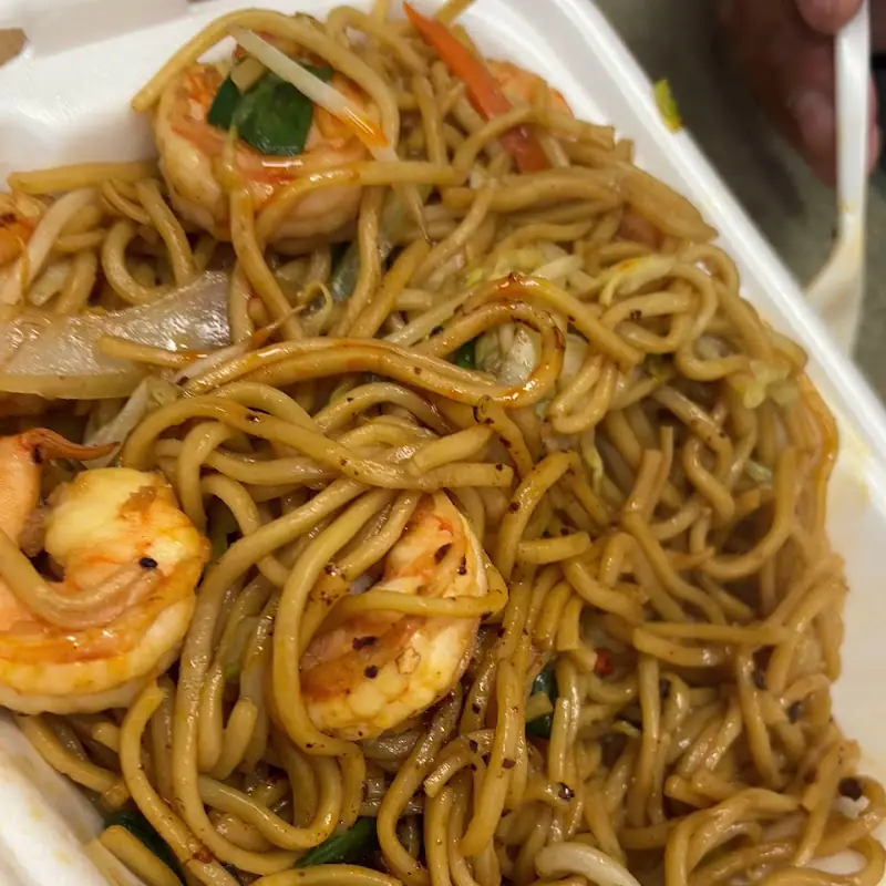 M8. Beef Singapore Mei Fun