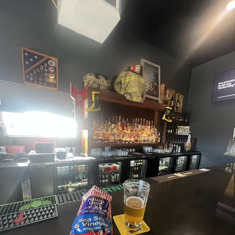 Nobs Bar
