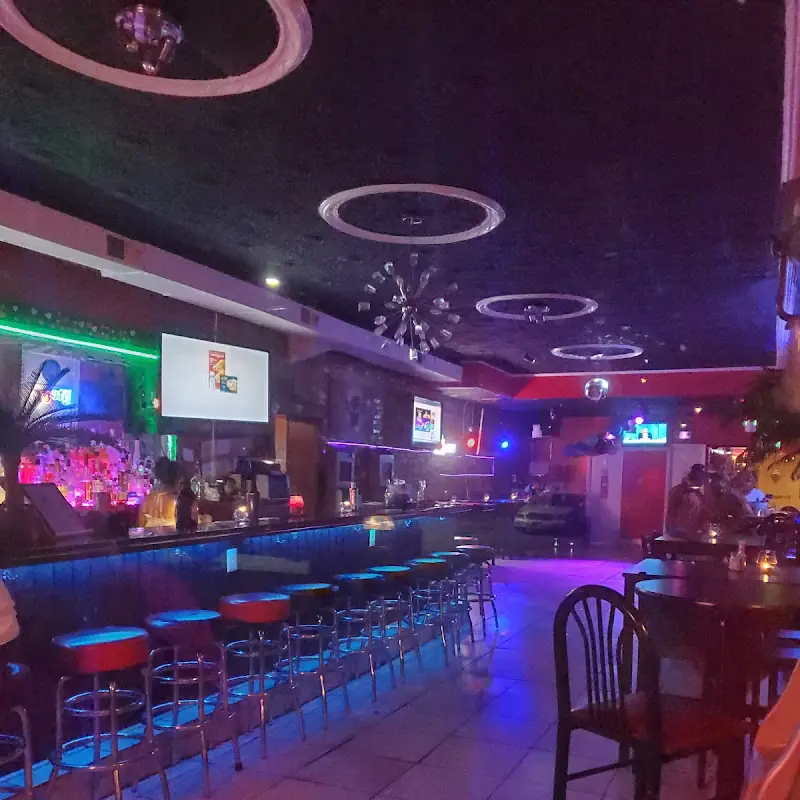 Toros Bar & Grill