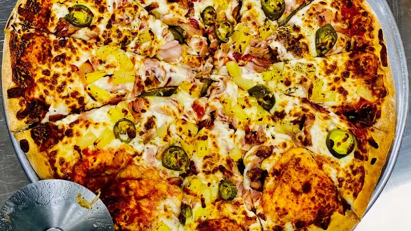 Mendia’s MexicanPizza-food truck