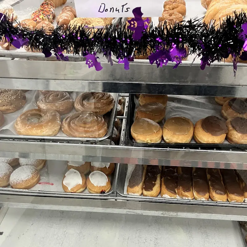 Maggies Doughnuts Newton Falls