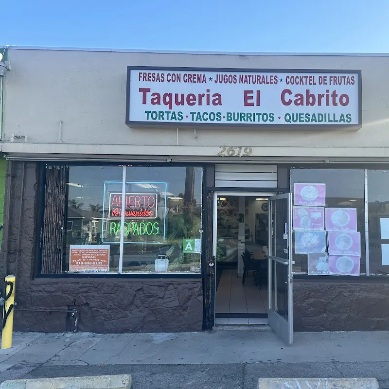 Bionicos & Taqueria El Cabrito