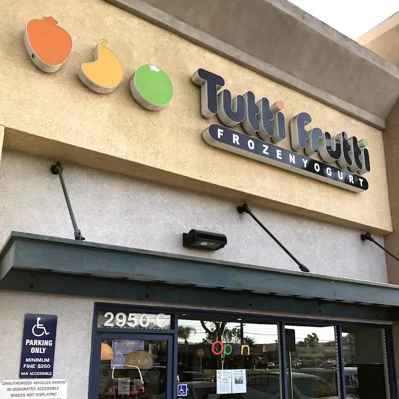 Tutti Frutti Frozen Yogurt