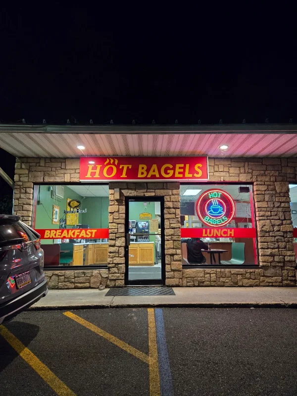 Hot Bagels & Deli