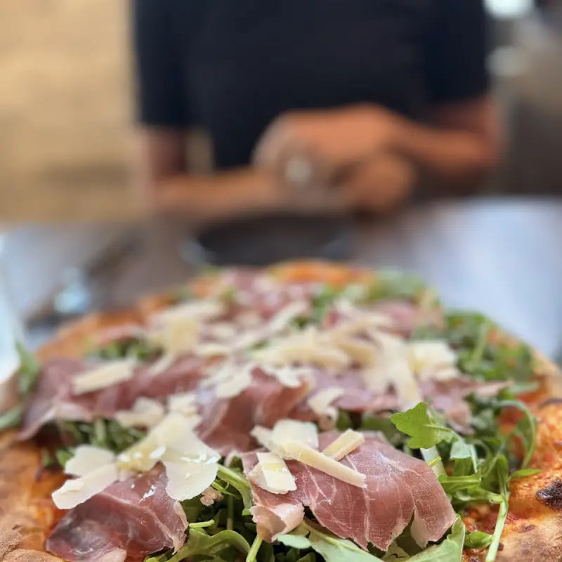 Enzo's Pizza