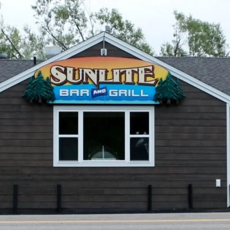 Sunlite Bar & Grill