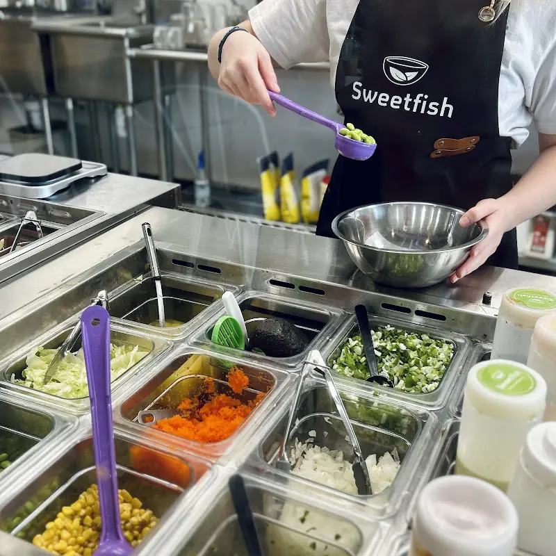 Sweetfish Bubble Tea & Poke Bowl