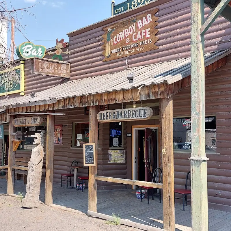 Cowboy Bar and Outlaw Grill