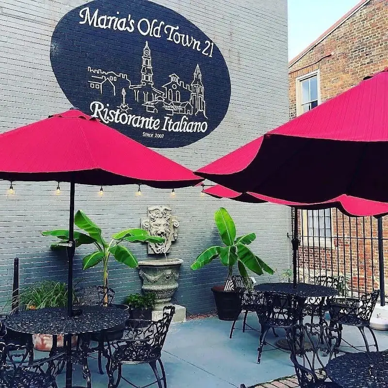 Maria's Old Town 21
