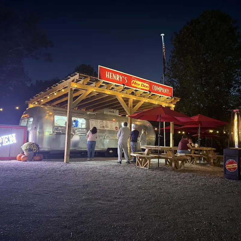 Henry's Hot Dog Company