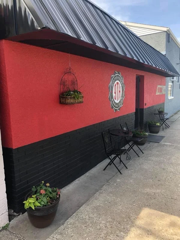 9th Street Social Club