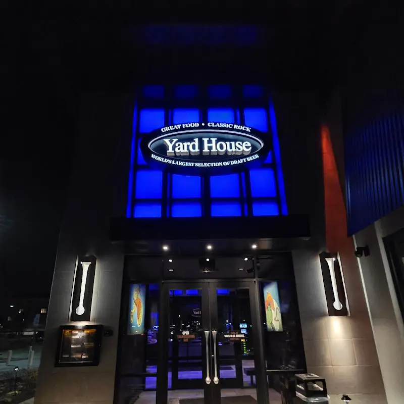Yard House