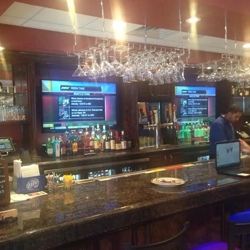 Kohinoor Bar & Grill