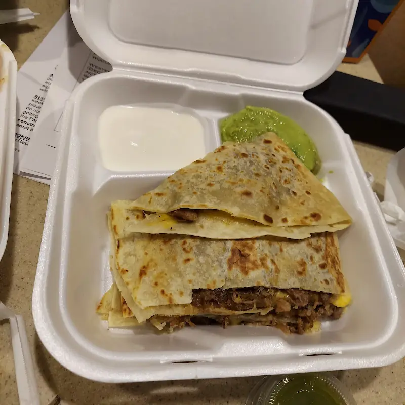 Pollo asado “grilled chicken” Taco