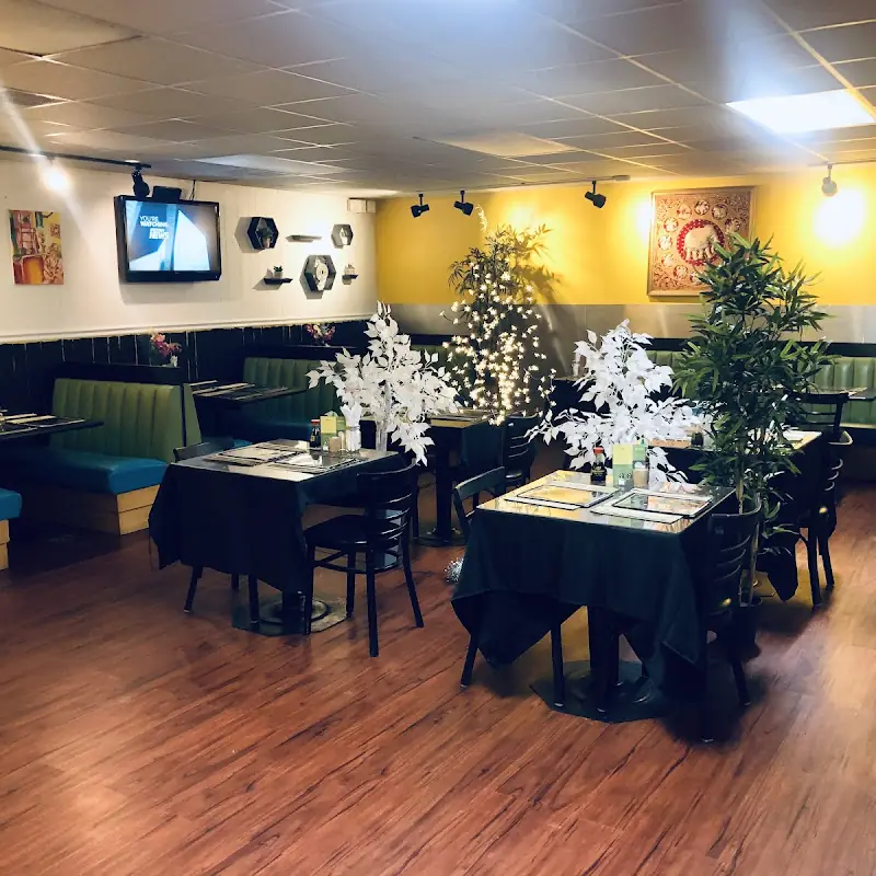 Bonsai Kitchen, modern Asian & sushi