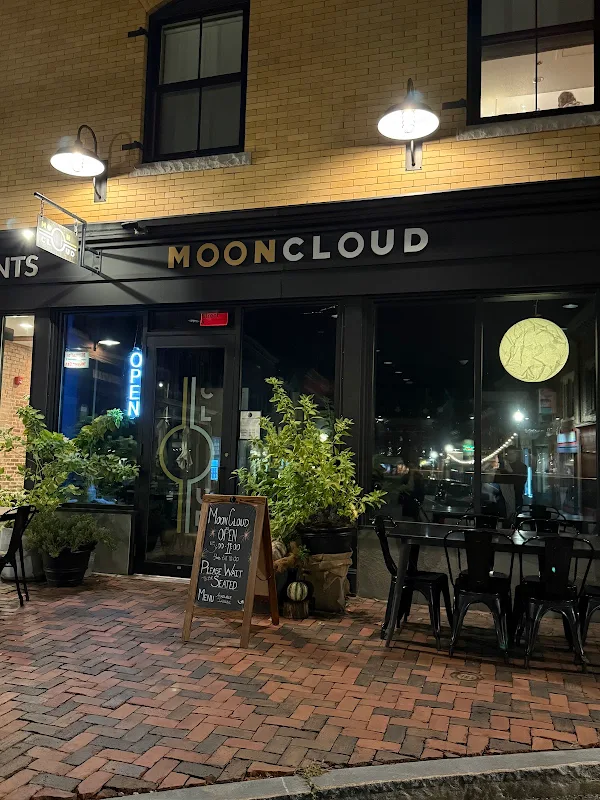 Mooncloud