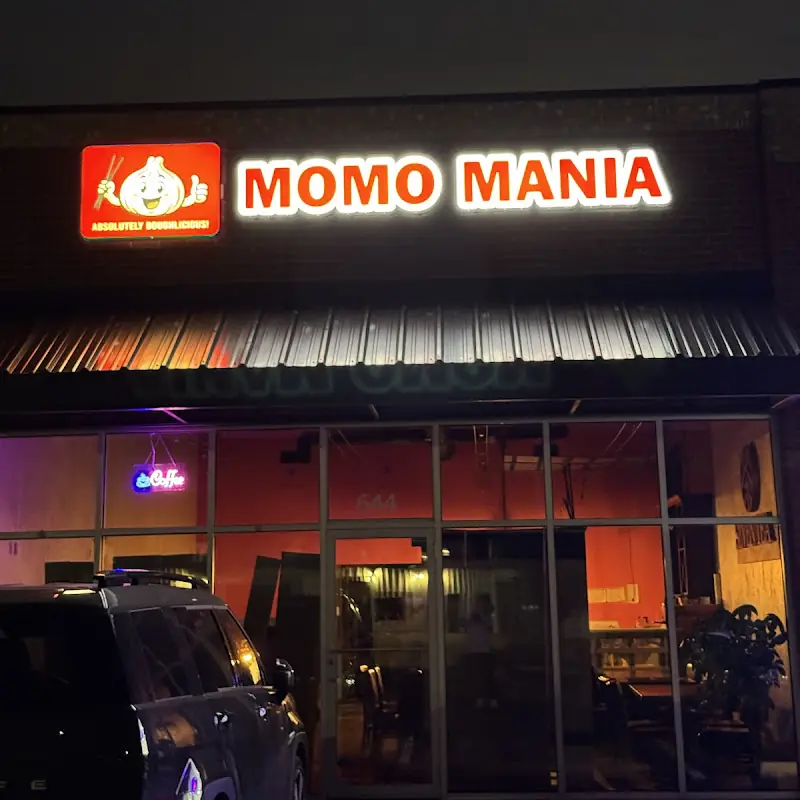 MOMO MANIA