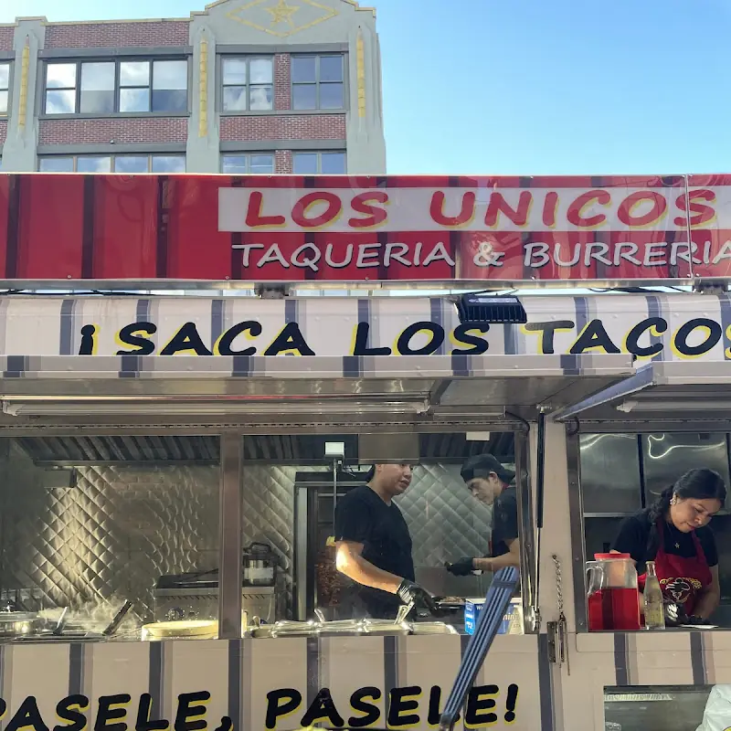 Los Únicos Taqueria