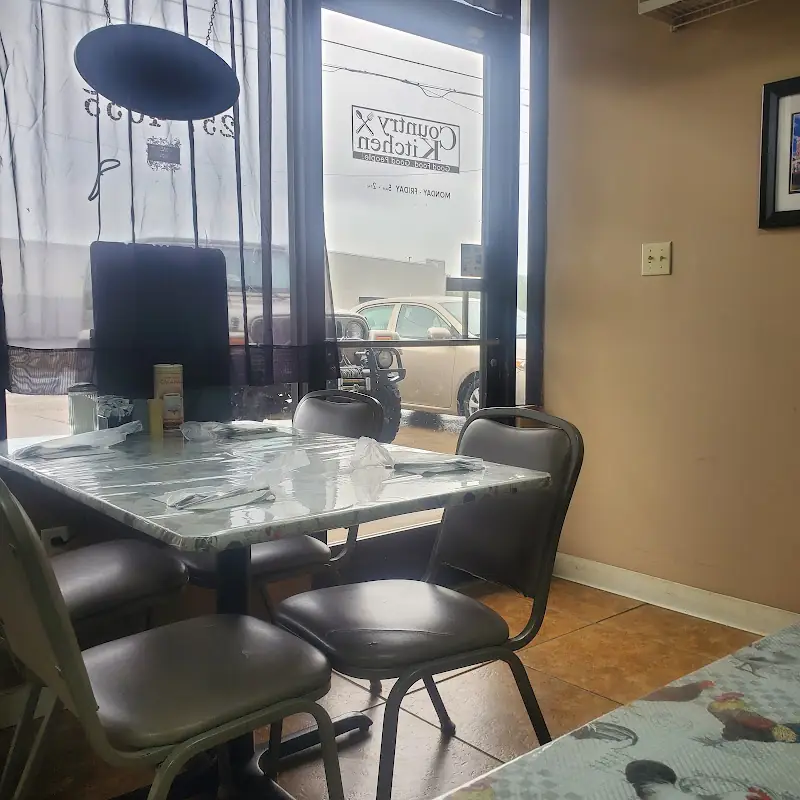 Country Kitchen of Amory
