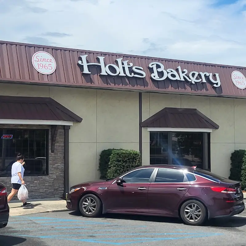 Holt's Bakery Inc