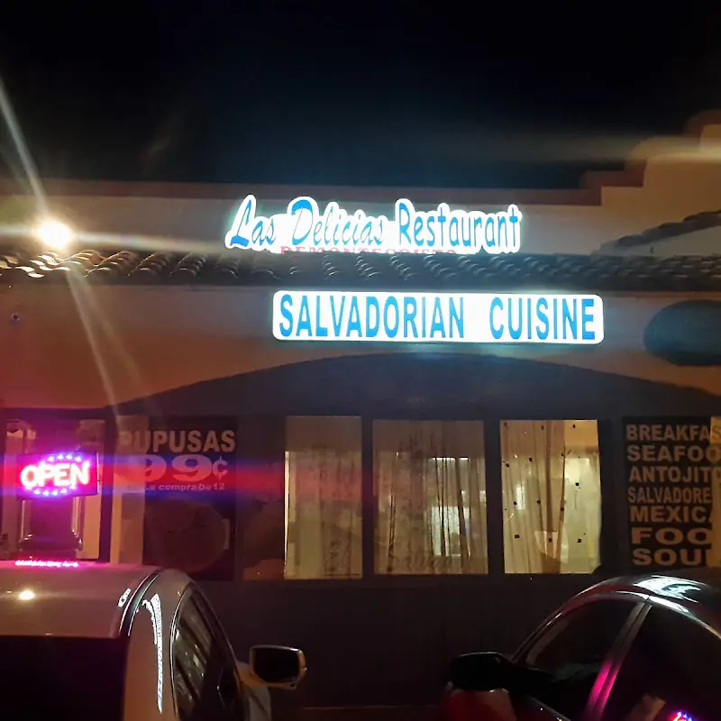 * Ceviche Mixto