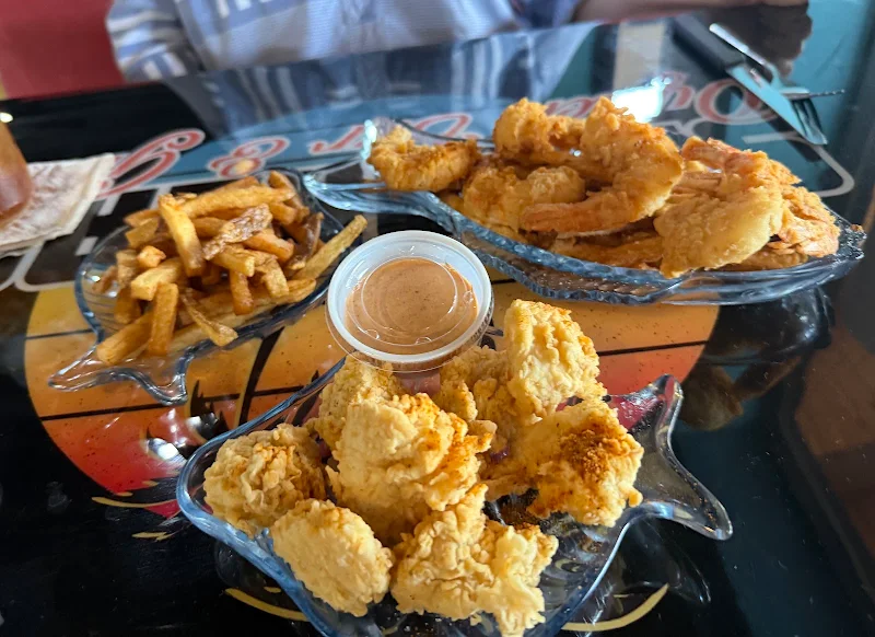 Shuckers Sports Bar