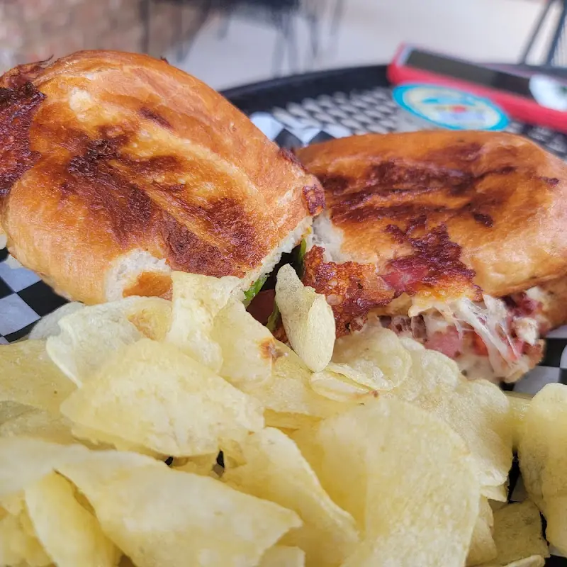 Mac & Cheese Bites (6)
