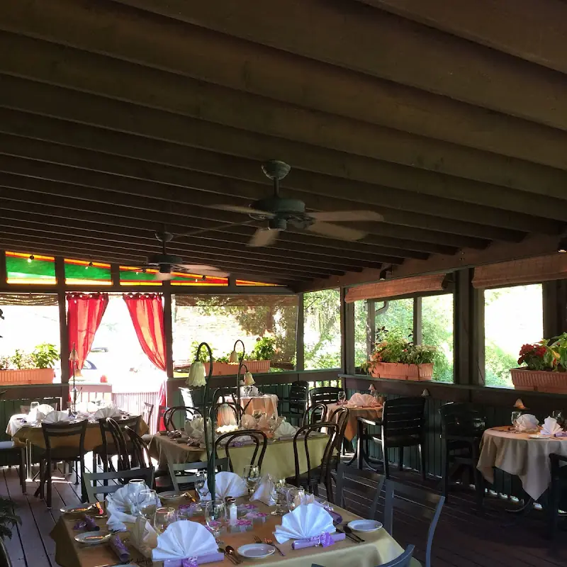 Stone Bar Inn