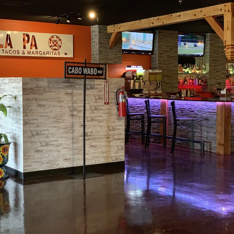 La Pa Mexican Bar & Grill