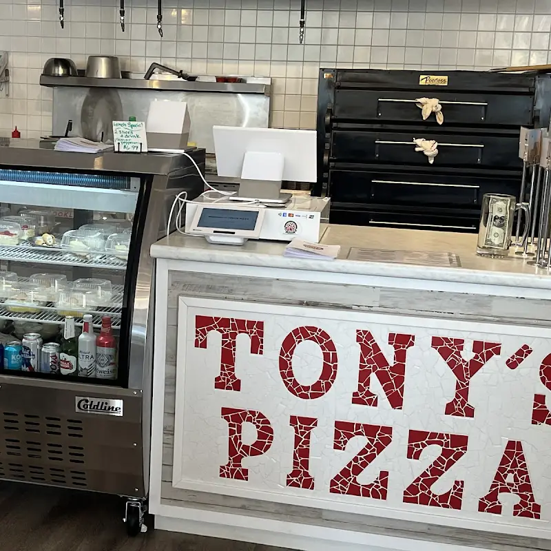 Tony's Pizza & Pub