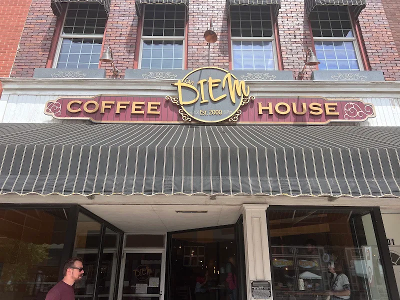 Cafe Diem