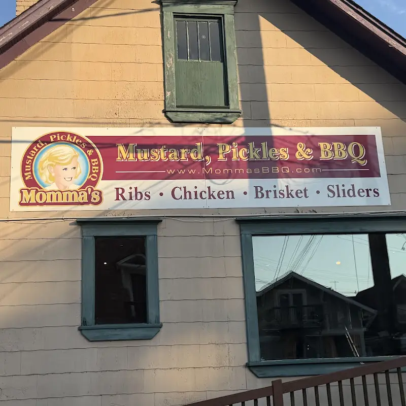 Momma's Mustard, Pickles & BBQ - St Matthews