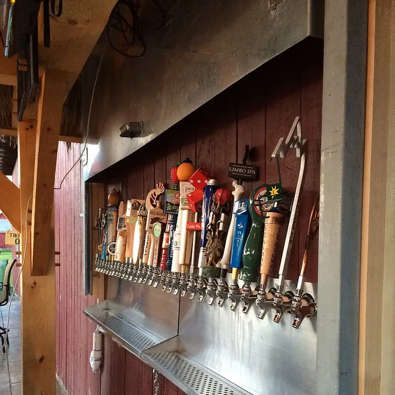 Mike's Tiki Bar