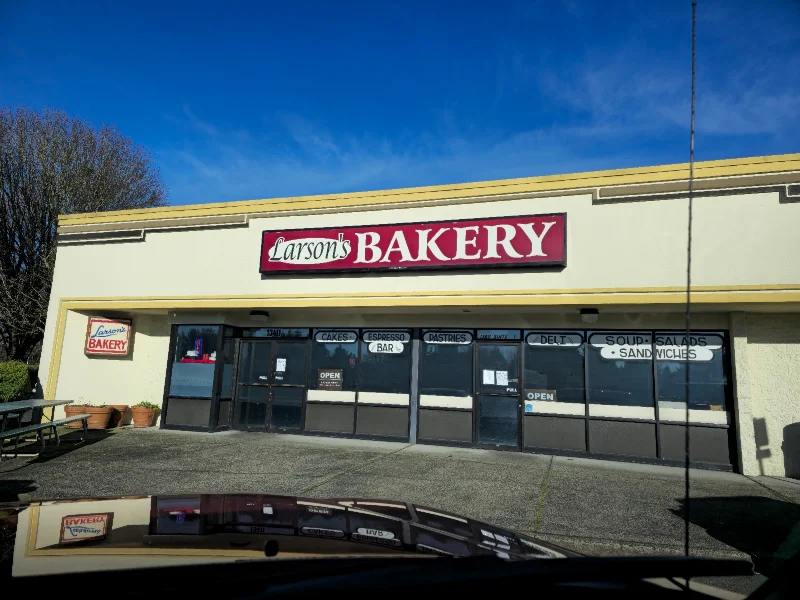 Larson's Bakery