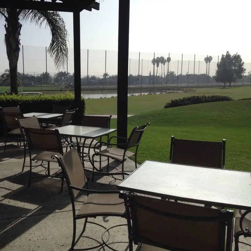 Take 5ive Grille & Bar