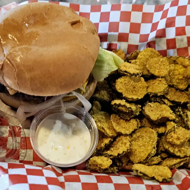PT'S Sports Bar & Grill