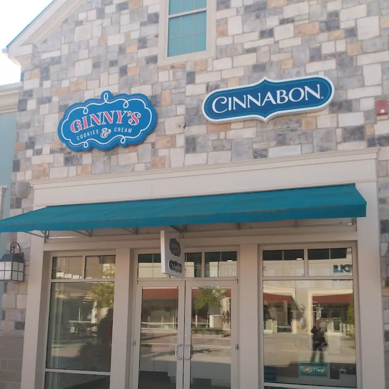 Cinnabon
