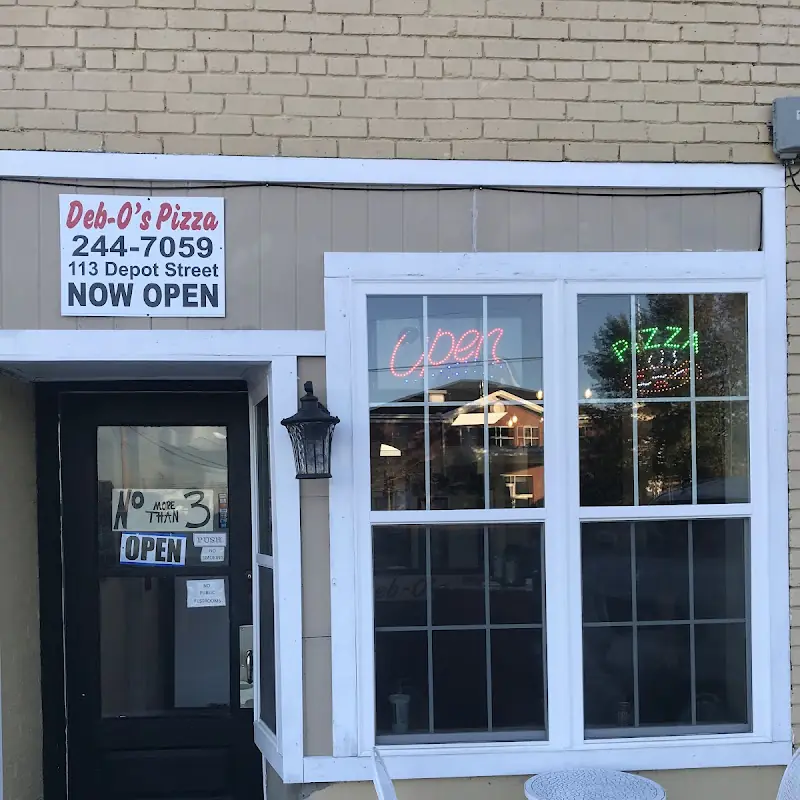 Deb O’s Pizza And Patio